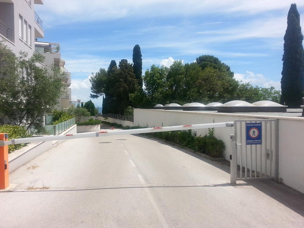 Apartment Near Reno With Private Parking *