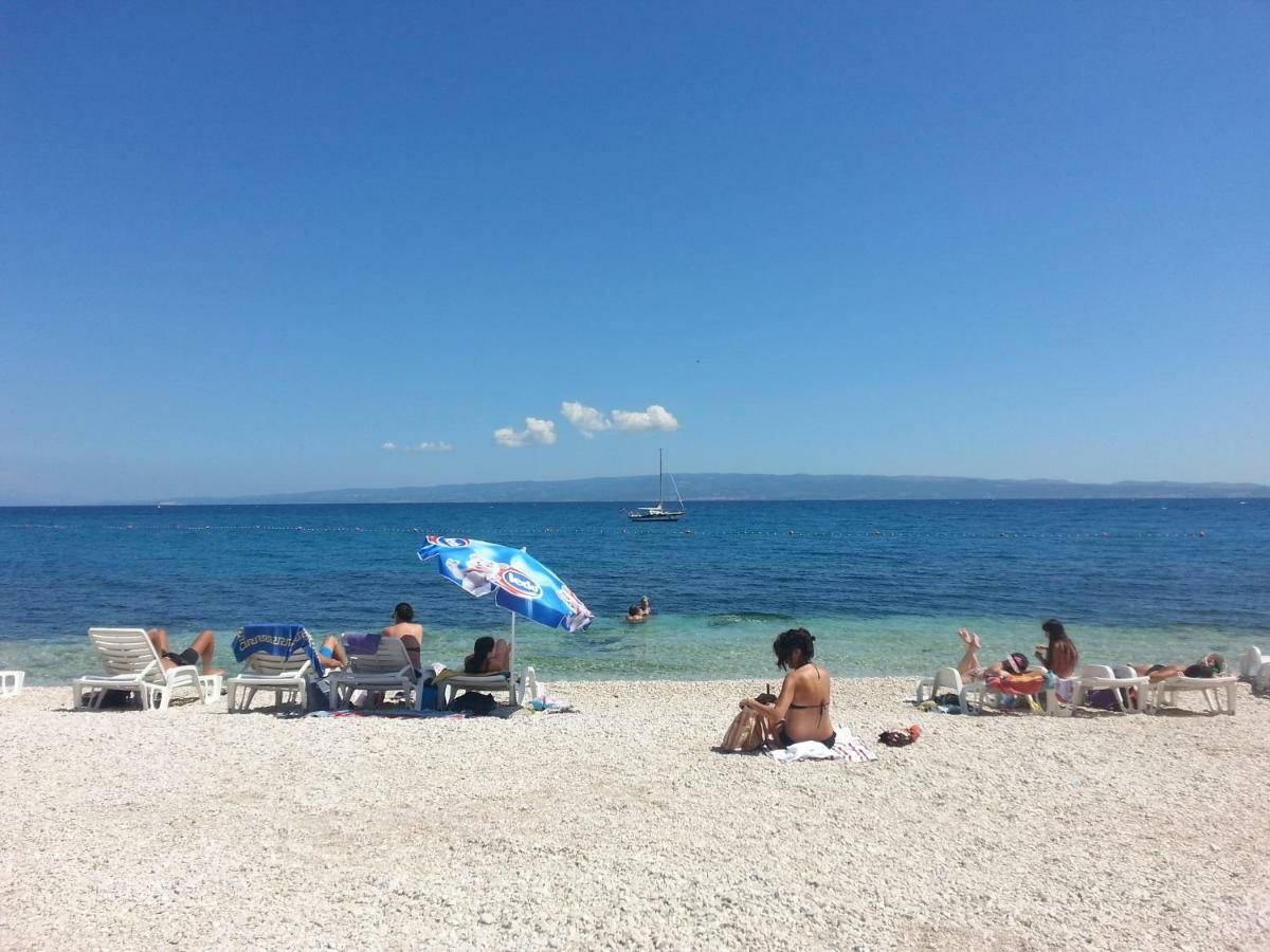 Apartament Near Reno With Private Parking Split